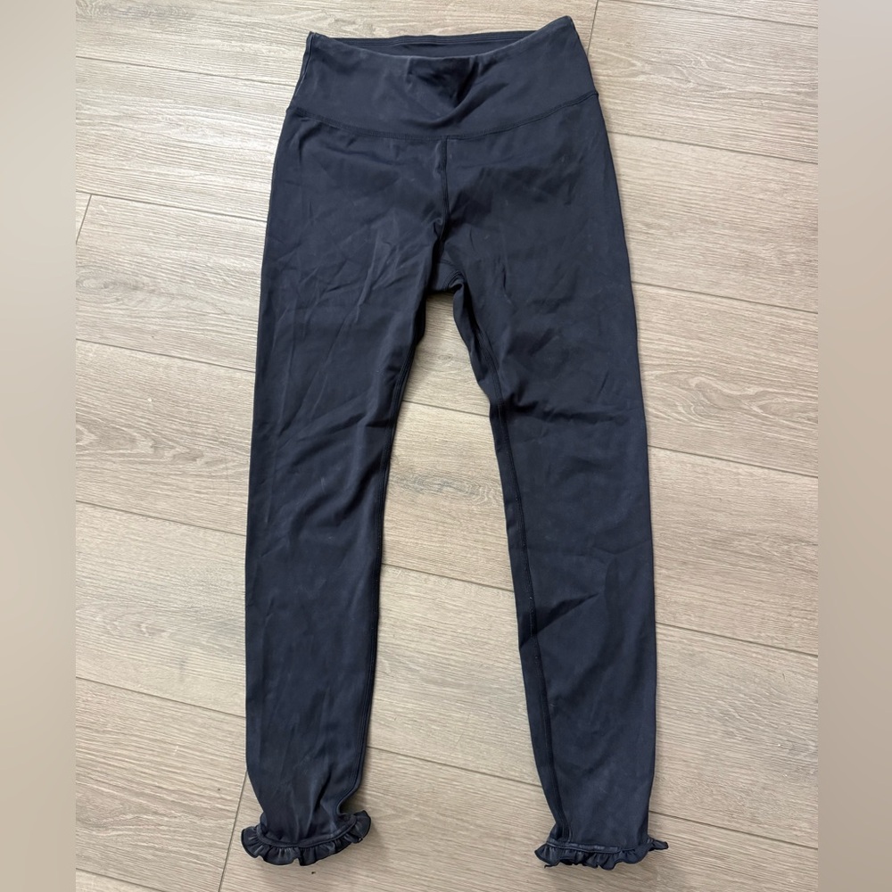 JoyLab Dark Acid-Wash Leggings with Ruffle Ankles Sz M